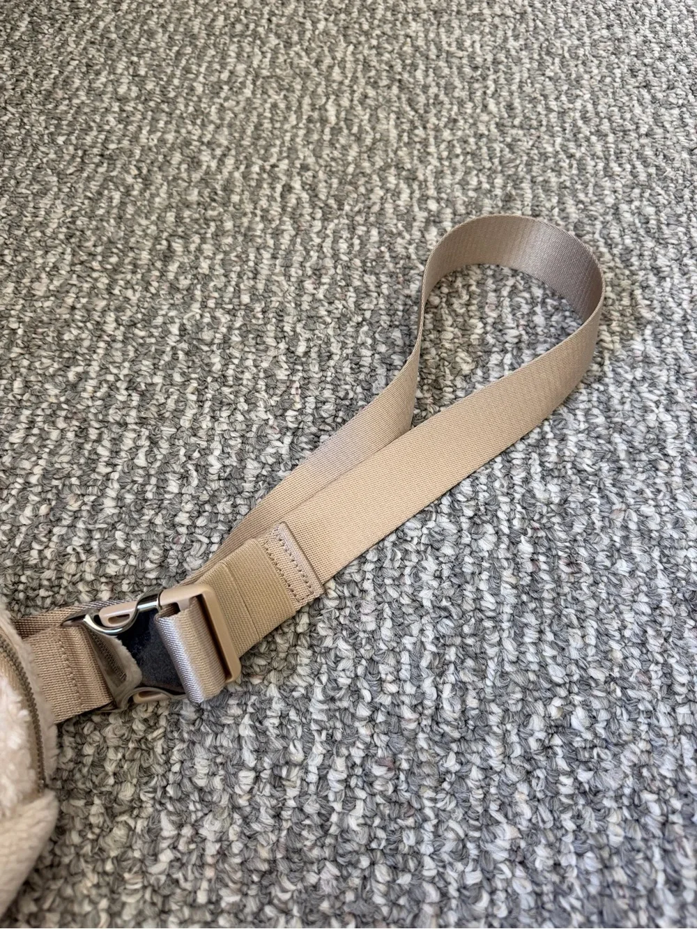Lululemon Sherpa Belt Bag
